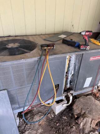 Complete package unit with condenser and evaporator coil all in one